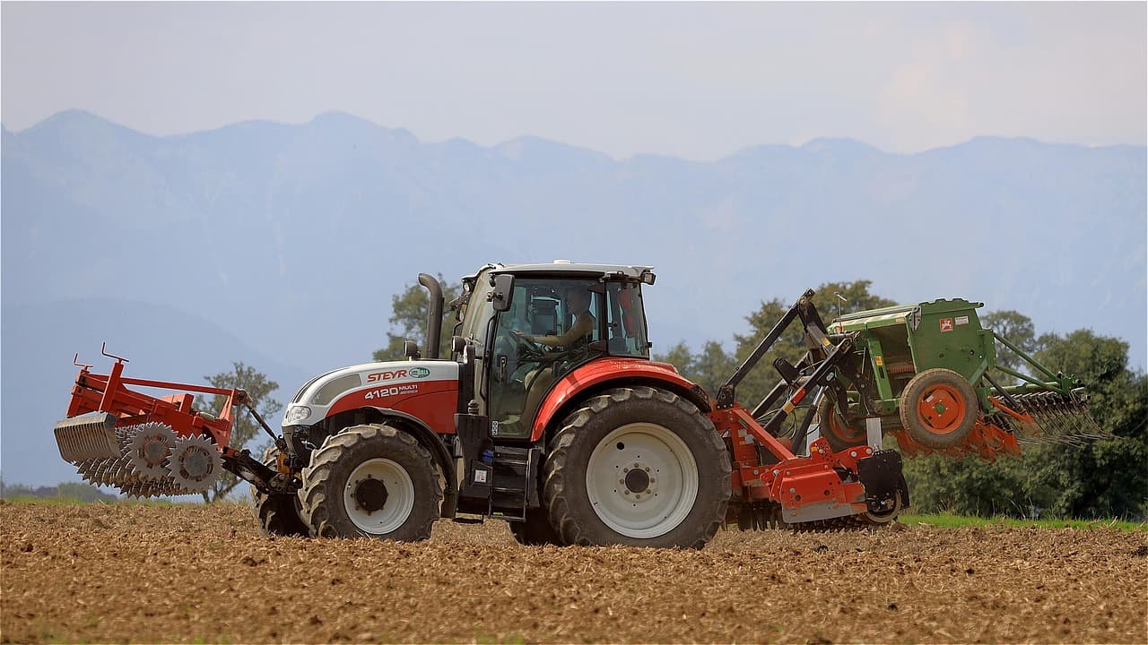 Comment bien entretenir vos pièces agricoles pour prolonger leur vie
